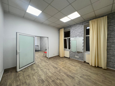 Spatii comerciale de inchiriat Cluj-Napoca Centru imagine mica 3