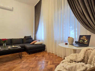 Apartamente de vanzare Oradea Centru Civic imagine mica 2