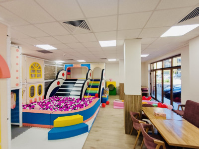 Spațiu comercial de vânzare | Multifuncțional | SU 131 mp | Florești