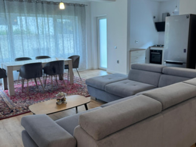 Apartament cu 3 camere de închiriat si gradina 300 mp I Campului
