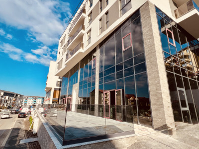 Spațiu comercial de închiriat | NOU | 430 mp + Terasă 230 mp | Eroilor, Florești
