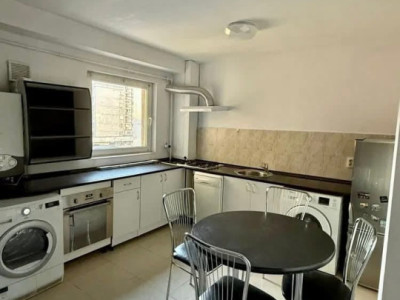 Apartament de închiriat | 3 camere decomandate, 2 băi, balcon | Mărăști