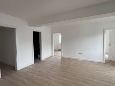 Apartament de Vânzare | Finisat | 3 camere, SU 59 mp, terase 20 mp | Florești