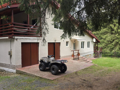De vânzare casă de vacanță deosebită | Călățele Pădure – Dealul Negru, Cluj